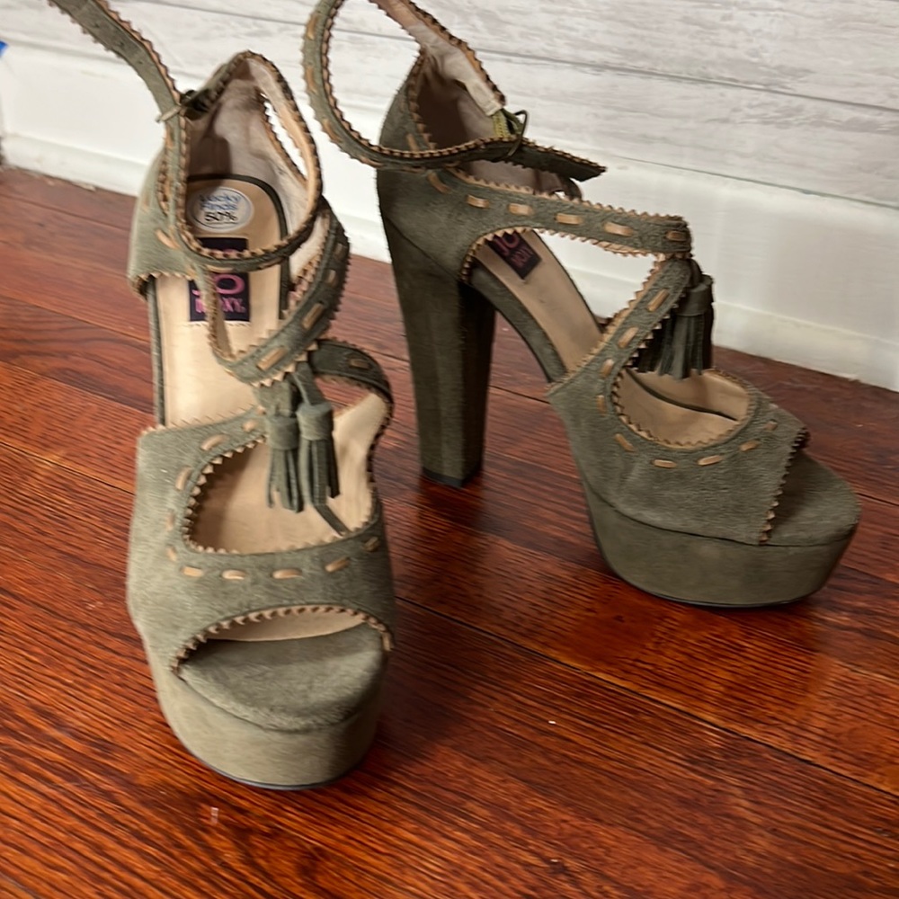 Army Green Heels